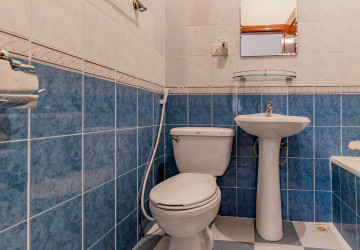 5 Bedroom Villa For Rent - BKK1, Phnom Penh thumbnail