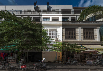 2 Bedroom Shophouse For Rent - Svay Dangkum, Siem Reap thumbnail