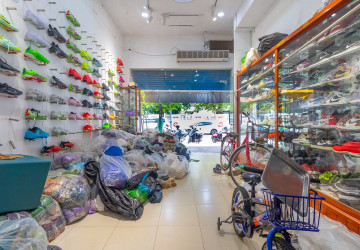 2 Bedroom Shophouse For Rent - Svay Dangkum, Siem Reap thumbnail