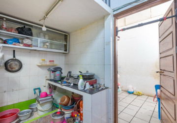 2 Bedroom Shophouse For Rent - Svay Dangkum, Siem Reap thumbnail