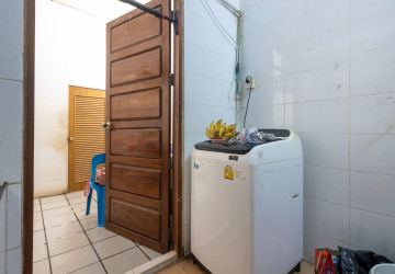 2 Bedroom Shophouse For Rent - Svay Dangkum, Siem Reap thumbnail