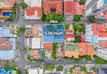 1,012 Sqm Land For Sale - BKK1, Phnom Penh thumbnail