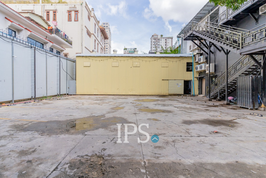 1,012 Sqm Land For Sale - BKK1, Phnom Penh