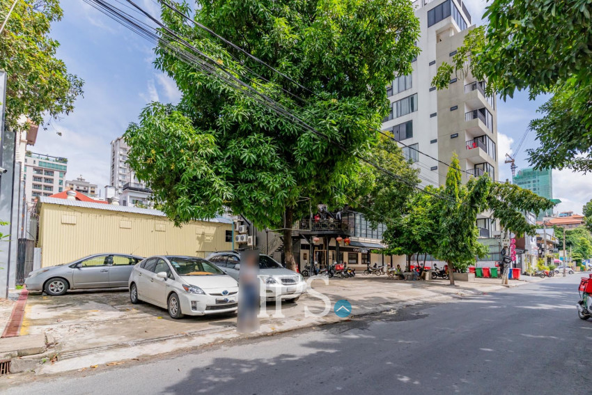 1,012 Sqm Land For Sale - BKK1, Phnom Penh