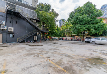 1,012 Sqm Land For Sale - BKK1, Phnom Penh thumbnail