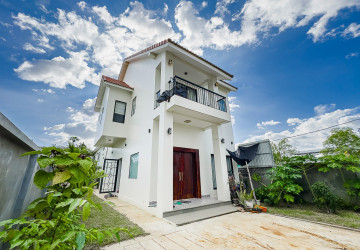 4 Bedroom House For Rent - Svay Dangkum, Siem Reap thumbnail