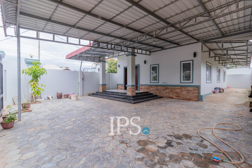 3 Bedroom House For Rent - Slor Kram, Siem Reap