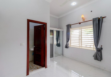 3 Bedroom House For Rent - Slor Kram, Siem Reap thumbnail