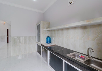 3 Bedroom House For Rent - Slor Kram, Siem Reap thumbnail
