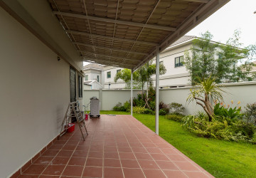 4 Bedroom Villa For Sale - Borey Tourism, Kandaek, Siem Reap thumbnail