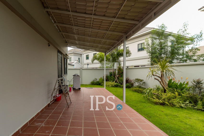 4 Bedroom Villa For Sale - Borey Tourism, Kandaek, Siem Reap