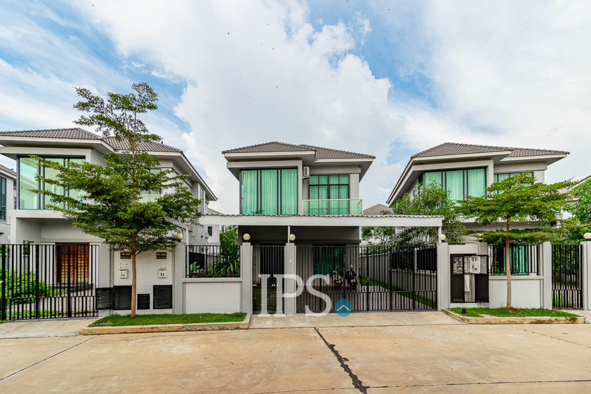 4 Bedroom Villa For Sale - Borey Tourism, Kandaek, Siem Reap