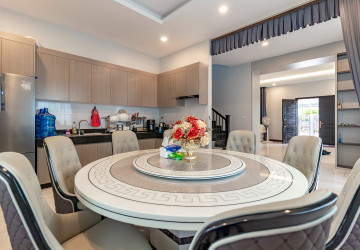 4 Bedroom Villa For Sale - Borey Tourism, Kandaek, Siem Reap thumbnail