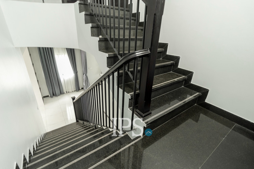 4 Bedroom Villa For Sale - Borey Tourism, Kandaek, Siem Reap