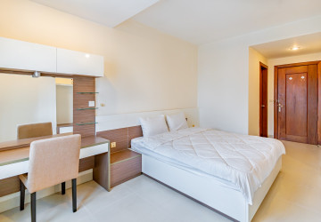 2 Bedroom Serviced Apartment For Rent - BKK1, Phnom Penh thumbnail