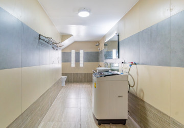 1 Bedroom Serviced Apartment For Rent -Toul Tom Pong 2, Phnom Penh thumbnail