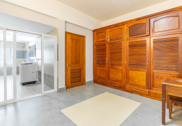 1 Bedroom Serviced Apartment For Rent -Toul Tom Pong 2, Phnom Penh thumbnail