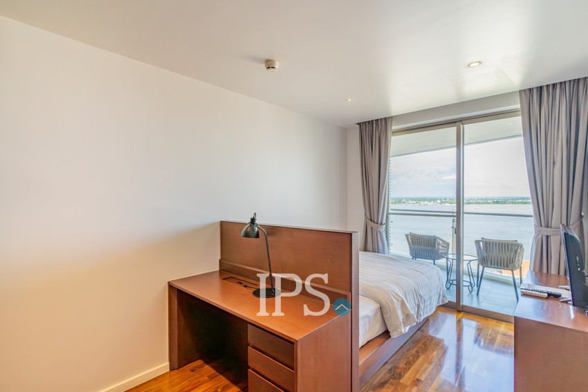 3 Bedroom Serviced Apartment For Rent - Chakto Mukh, Phnom Penh