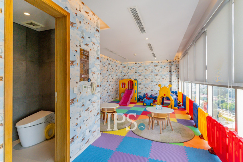 3 Bedroom Serviced Apartment For Rent - Chakto Mukh, Phnom Penh