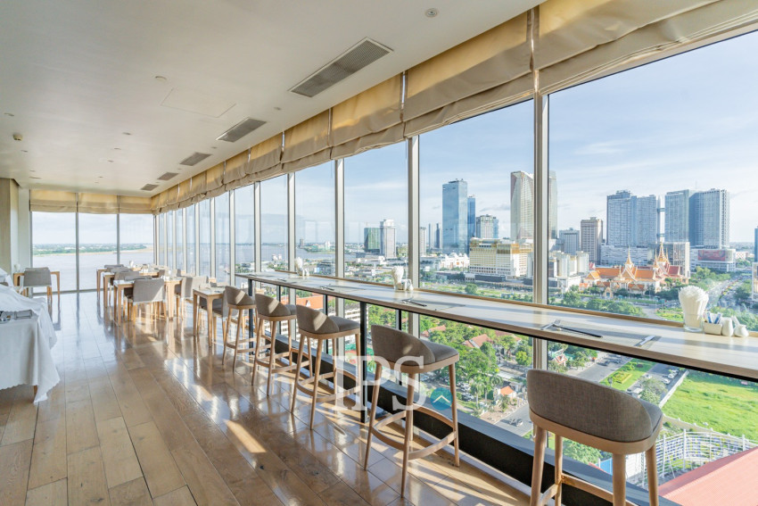 3 Bedroom Serviced Apartment For Rent - Chakto Mukh, Phnom Penh