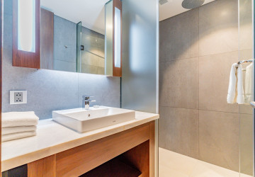 2 Bedroom Serviced Apartment For Rent - Chakto Mukh, Phnom Penh thumbnail