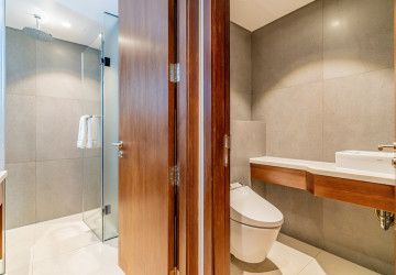 2 Bedroom Serviced Apartment For Rent - Chakto Mukh, Phnom Penh thumbnail