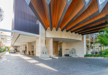 2 Bedroom Serviced Apartment For Rent - Chakto Mukh, Phnom Penh thumbnail