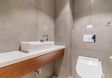 2 Bedroom Serviced Apartment For Rent - Chakto Mukh, Phnom Penh thumbnail