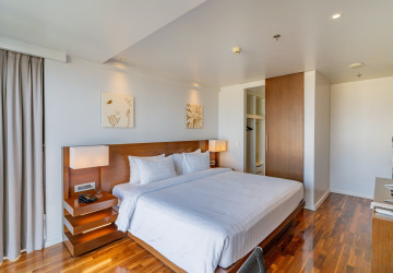 2 Bedroom Serviced Apartment For Rent - Chakto Mukh, Phnom Penh thumbnail