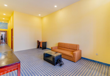 Renovated 1 Bedroom Apartment For Rent - Chey Chumneah, Phnom Penh thumbnail