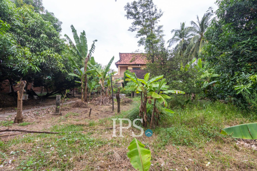3,500 Sqm Commercial Land For Rent - Sala Kamreuk, Siem Reap