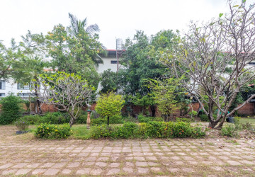 3,500 Sqm Commercial Land For Rent - Sala Kamreuk, Siem Reap thumbnail