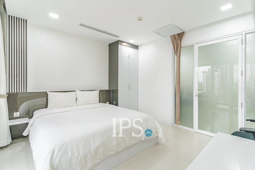 3 Bedroom Serviced Apartment For Rent - BKK1, Phnom Penh