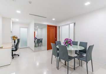 3 Bedroom Serviced Apartment For Rent - BKK1, Phnom Penh thumbnail