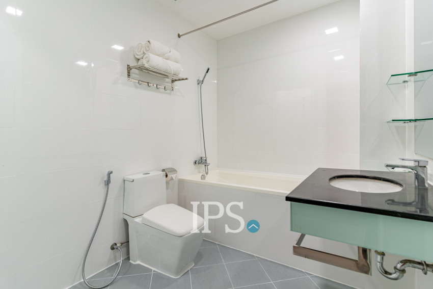 3 Bedroom Serviced Apartment For Rent - BKK1, Phnom Penh