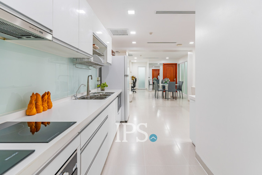 3 Bedroom Serviced Apartment For Rent - BKK1, Phnom Penh