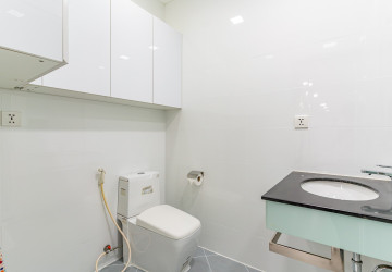 3 Bedroom Serviced Apartment For Rent - BKK1, Phnom Penh thumbnail