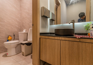 38 Sqm Office Space For Rent - BKK1, Phnom Penh thumbnail