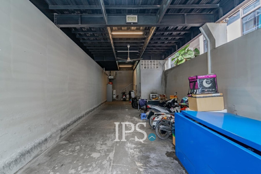 38 Sqm Office Space For Rent - BKK1, Phnom Penh