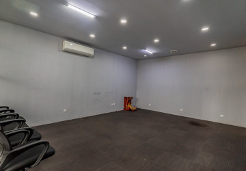 38 Sqm Office Space For Rent - BKK1, Phnom Penh thumbnail