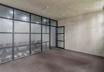 38 Sqm Office Space For Rent - BKK1, Phnom Penh thumbnail