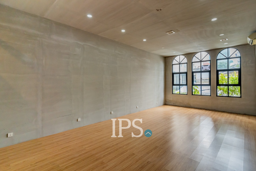 46 Sqm Office Space For Rent - BKK1, Phnom Penh