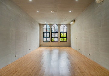 46 Sqm Office Space For Rent - BKK1, Phnom Penh thumbnail