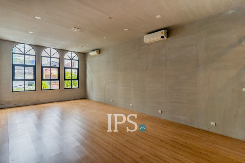 46 Sqm Office Space For Rent - BKK1, Phnom Penh