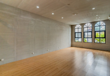 46 Sqm Office Space For Rent - BKK1, Phnom Penh thumbnail