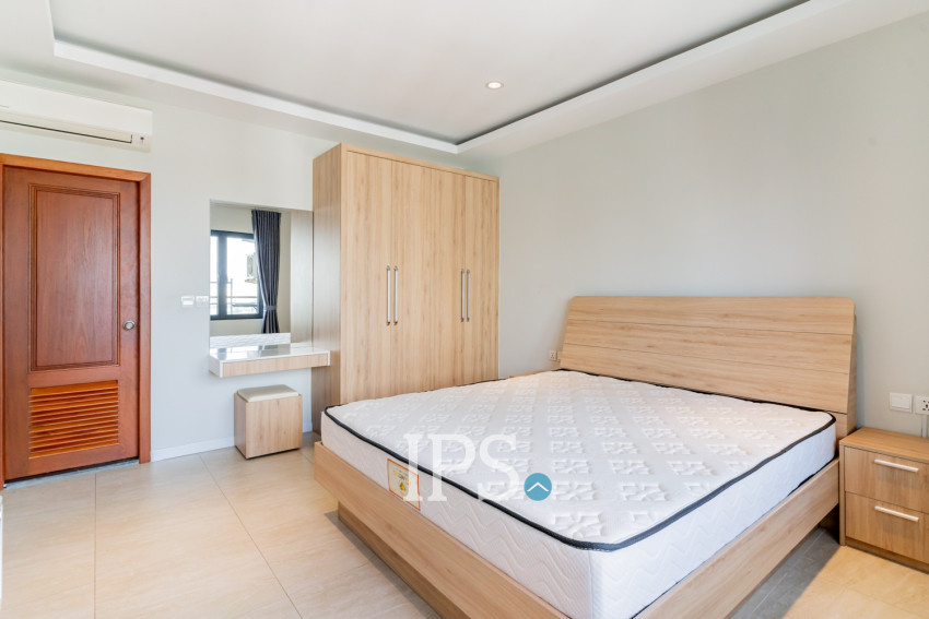 2 Bedroom Serviced Apartment For Rent - Beoung Raing, Phnom Penh