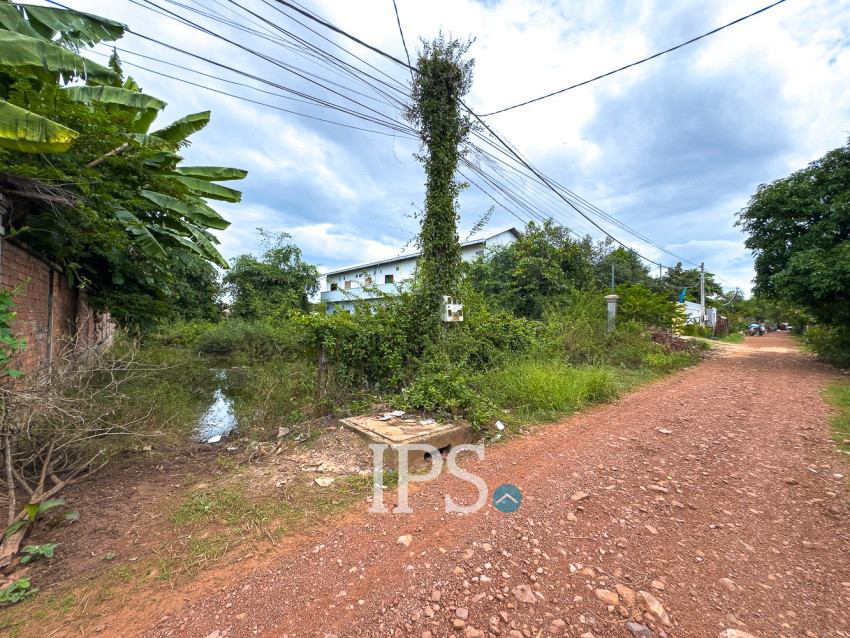 864 Sqm Land For Sale - Slor Kram, Siem Reap