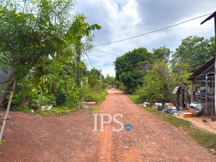 864 Sqm Land For Sale - Slor Kram, Siem Reap