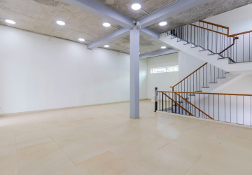 2 Bedroom Shophouse For Rent - Svay Dangkum, Siem Reap thumbnail