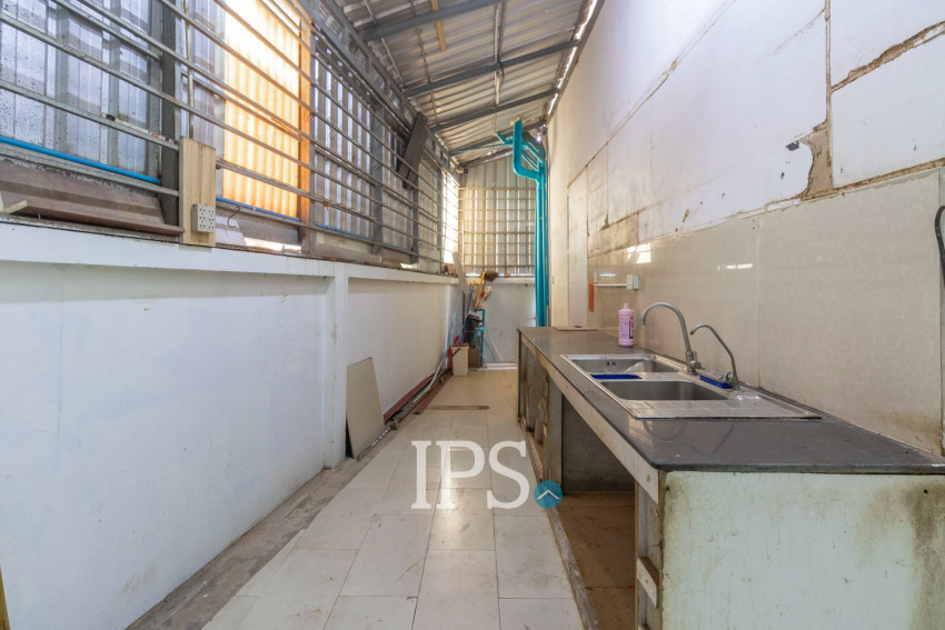 2 Bedroom Shophouse For Rent - Svay Dangkum, Siem Reap